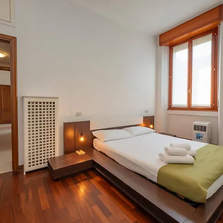 Xenia - Classical In Station Apartament Mediolan