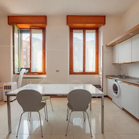 Apartament Xenia - Classical In Station Mediolan