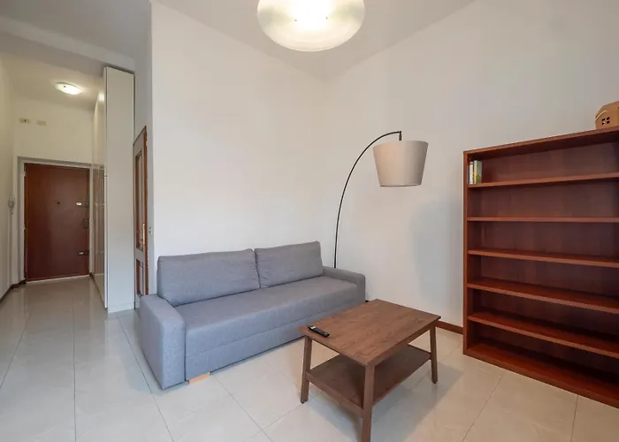 Xenia - Classical In Station Apartment Milan