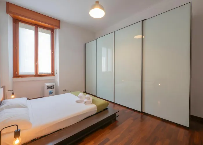 Xenia - Classical In Station Apartment Milan